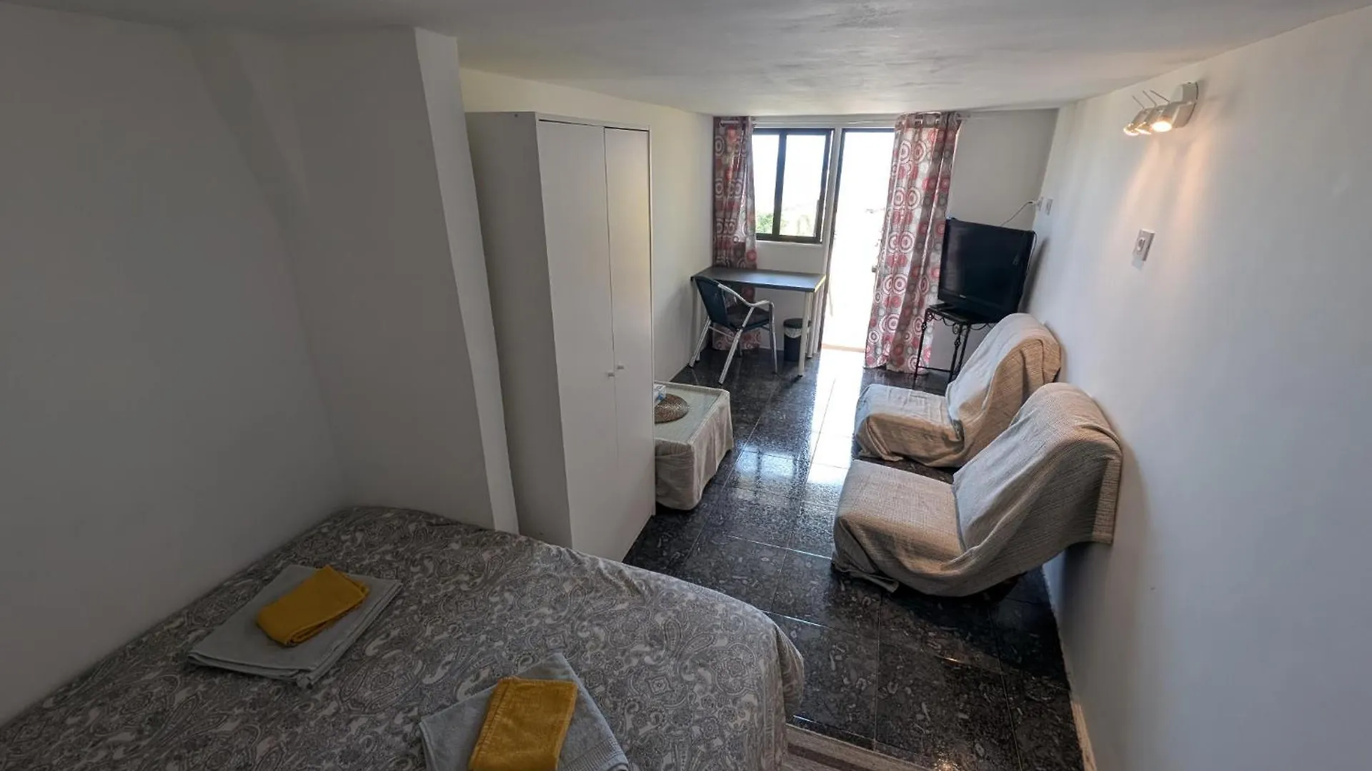 Ocean Breeze Guest Room location